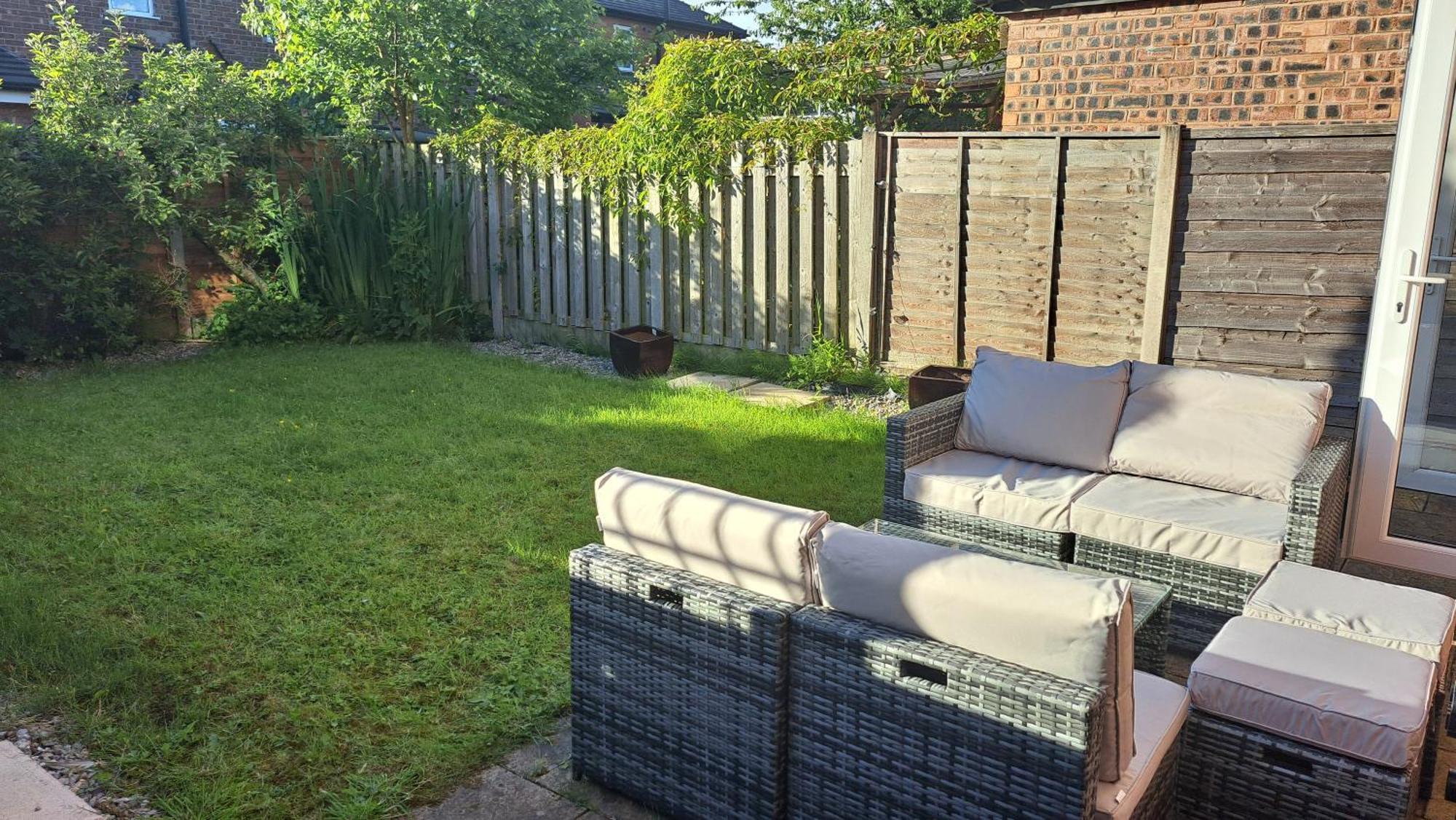 The Heart - Cosy 3 Bedroom House With Double Driveway And Garden In Manchester Exteriér fotografie