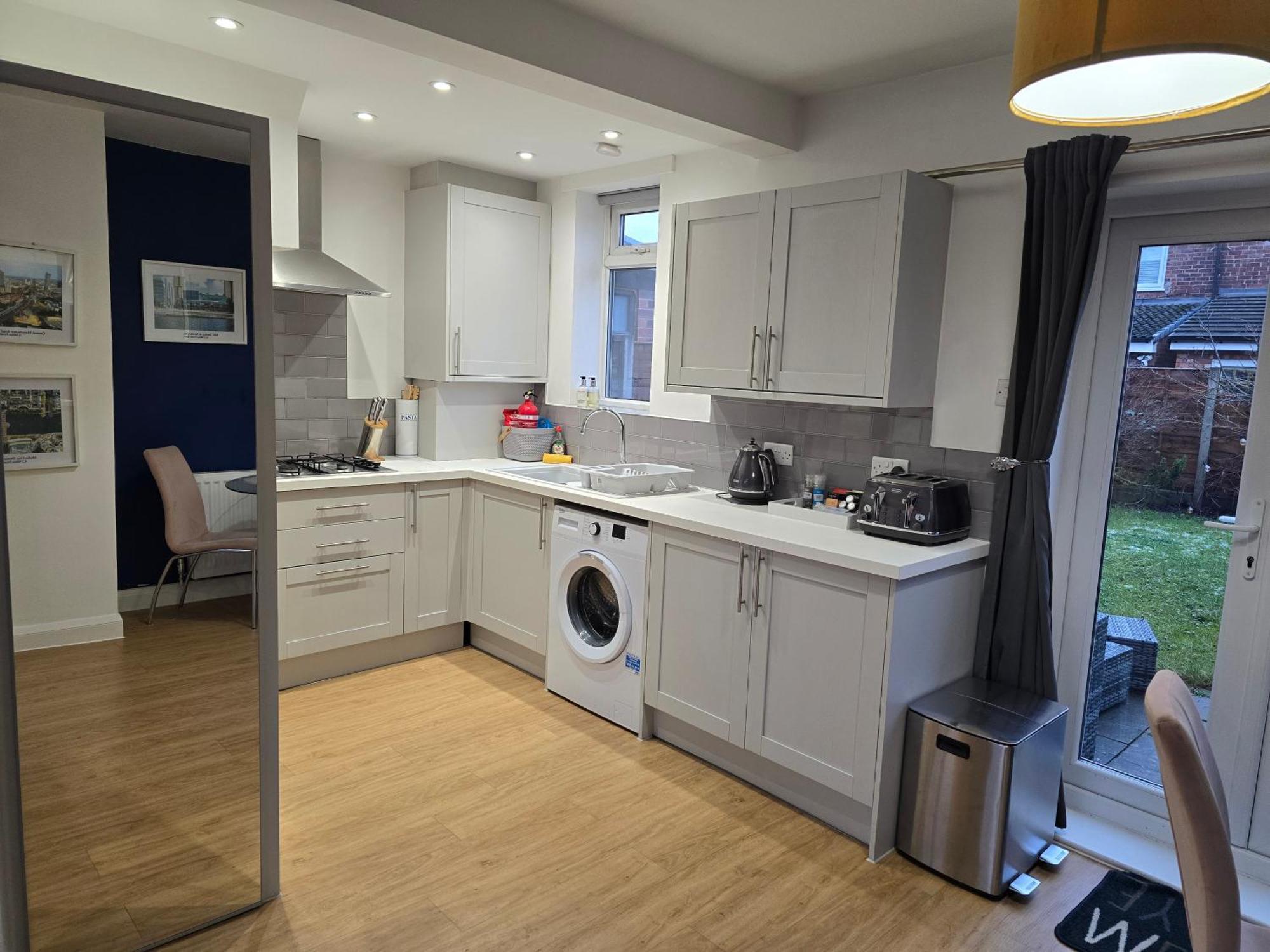The Heart - Cosy 3 Bedroom House With Double Driveway And Garden In Manchester Exteriér fotografie